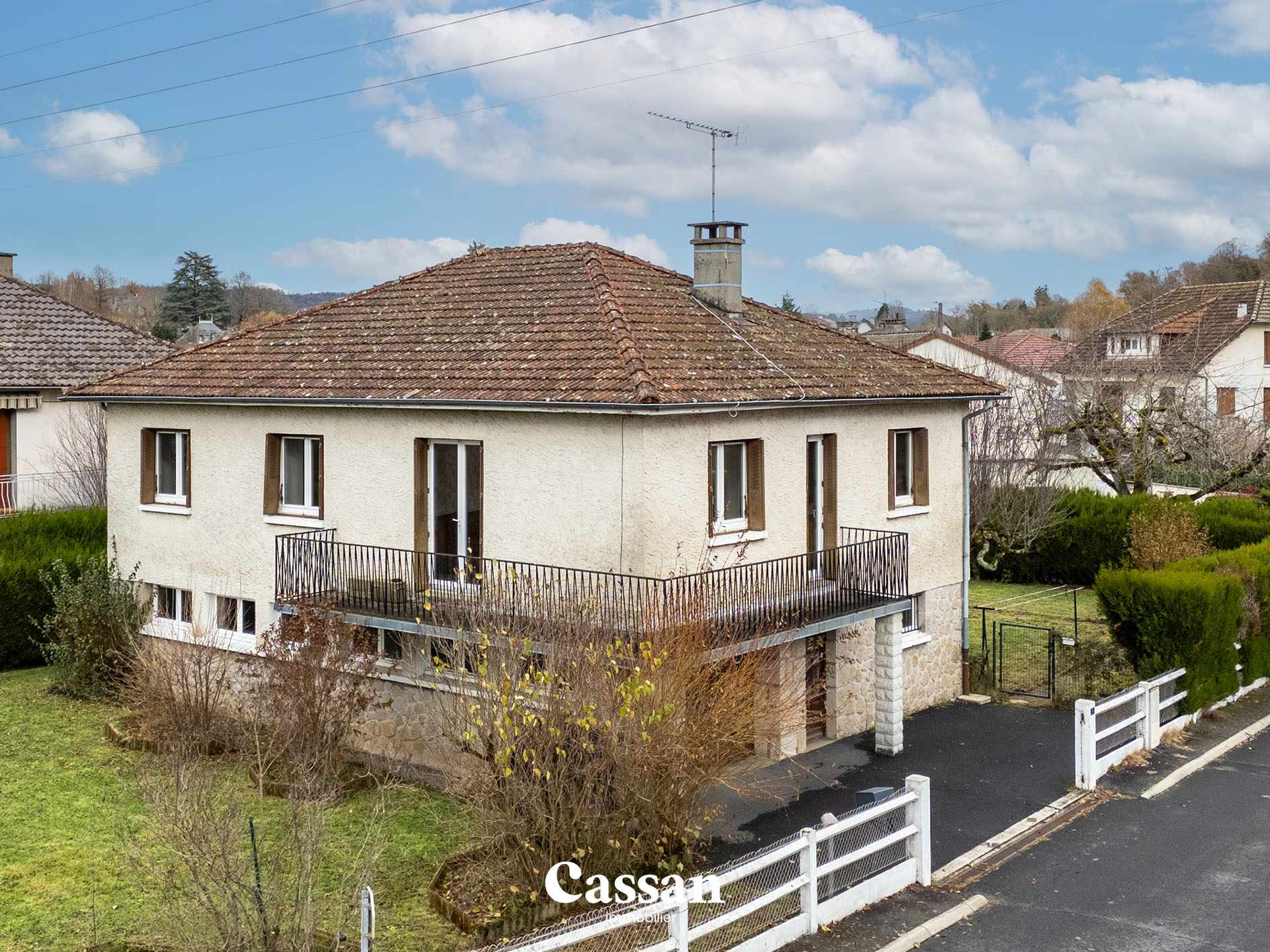 Maison à vendre Jussac Cassan Immobilier agence immobilière Aurillac