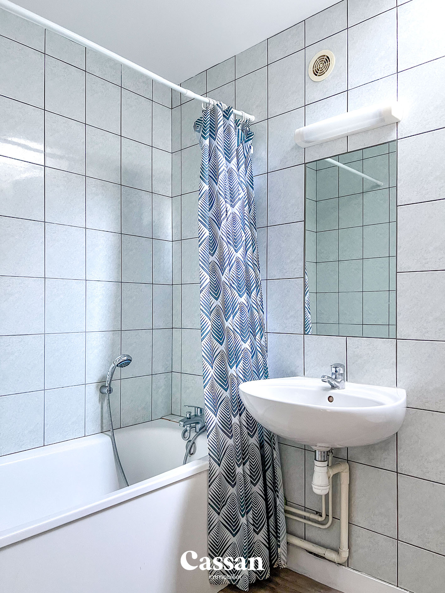 Immeuble à vendre Cassan Immobilier agence immobilière Aurillac