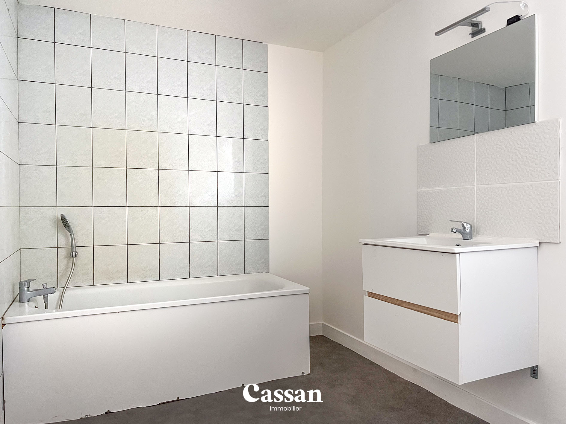 Immeuble à vendre Cassan Immobilier agence immobilière Aurillac