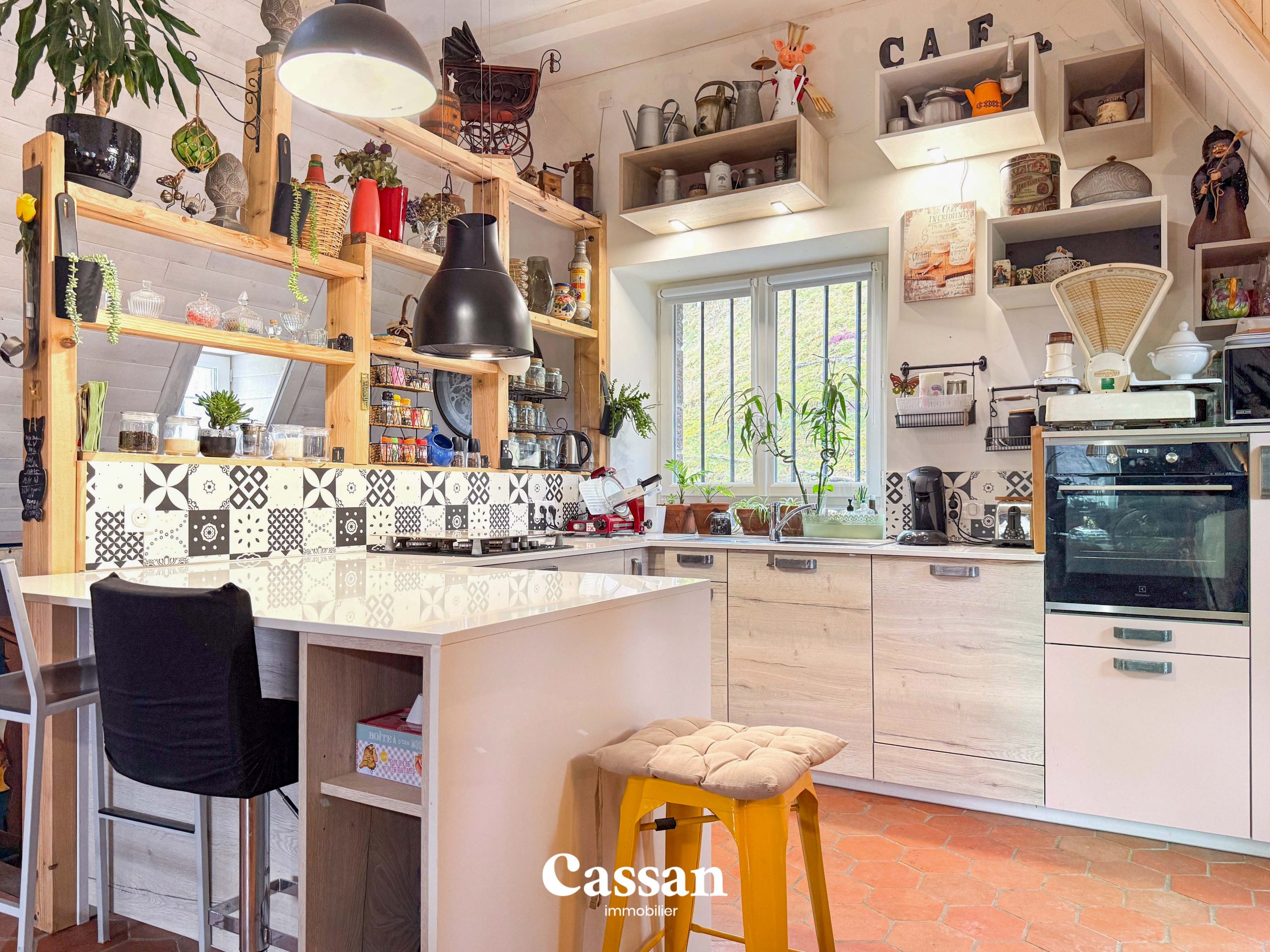 Maison à vendre - vic sur cère - Cassan immobilier Agence Immobilière Aurillac